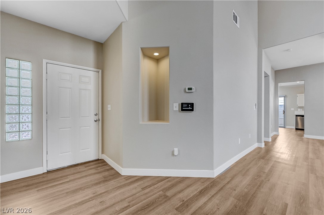 2741 TROTWOOD Lane 0