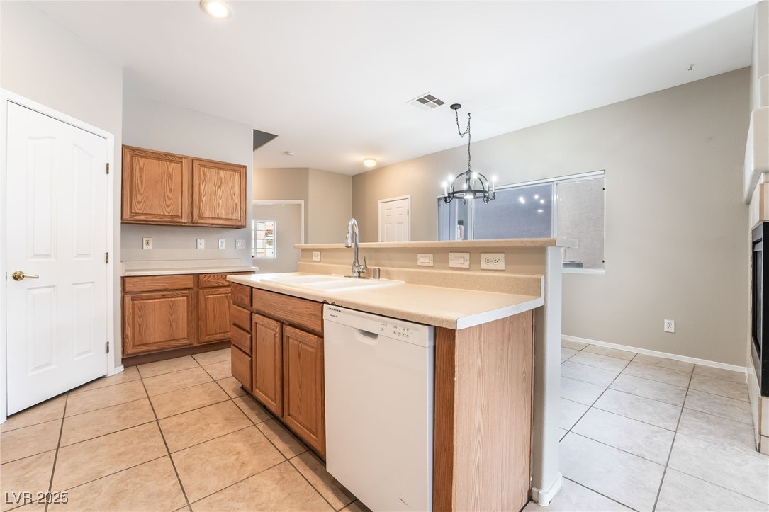 2407 Belt Buckley Drive, Henderson, Nevada image 9