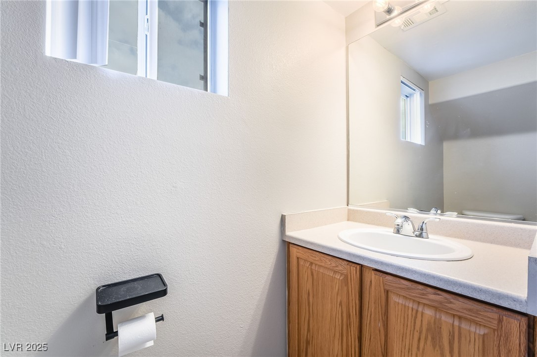 2407 Belt Buckley Drive, Henderson, Nevada image 13