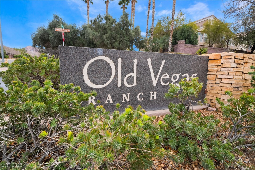 2407 Belt Buckley Drive, Henderson, Nevada image 35