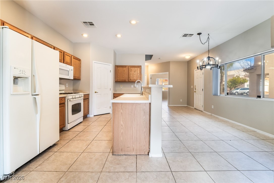 2407 Belt Buckley Drive, Henderson, Nevada image 8