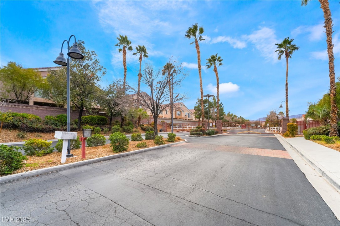 2407 Belt Buckley Drive, Henderson, Nevada image 33