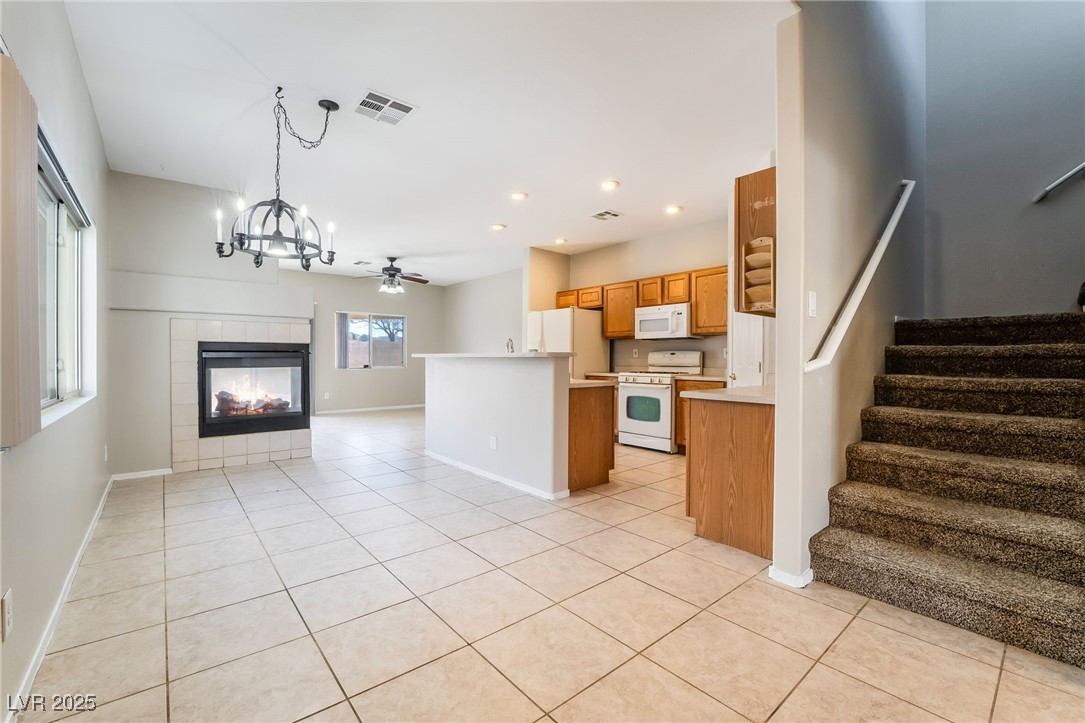 2407 Belt Buckley Drive, Henderson, Nevada image 4