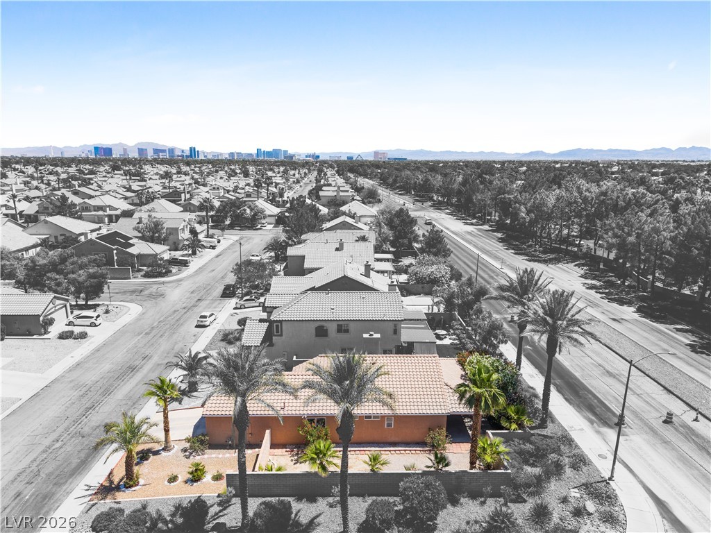 7885 Geyser Hill Lane