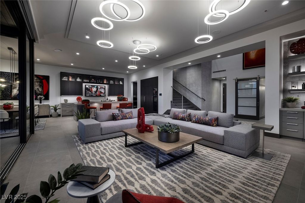 Photo of 545 Overlook Rim Drive, Henderson, NV 89012 (MLS # 2664396)