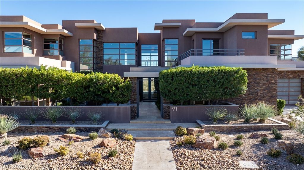 Photo of 91 Hawk Ridge Drive, Las Vegas, NV 89135 (MLS # 2766222)