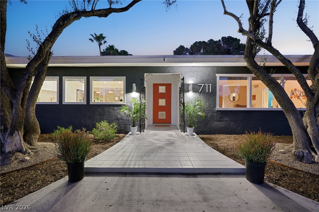 711 Lacy Lane