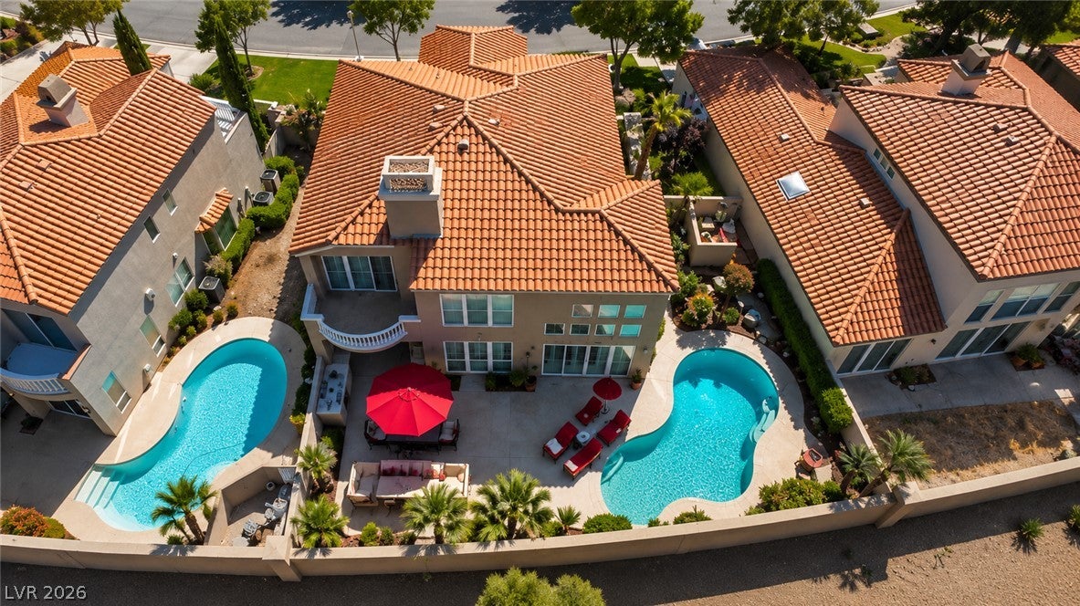 8244 Horseshoe Bend Lane