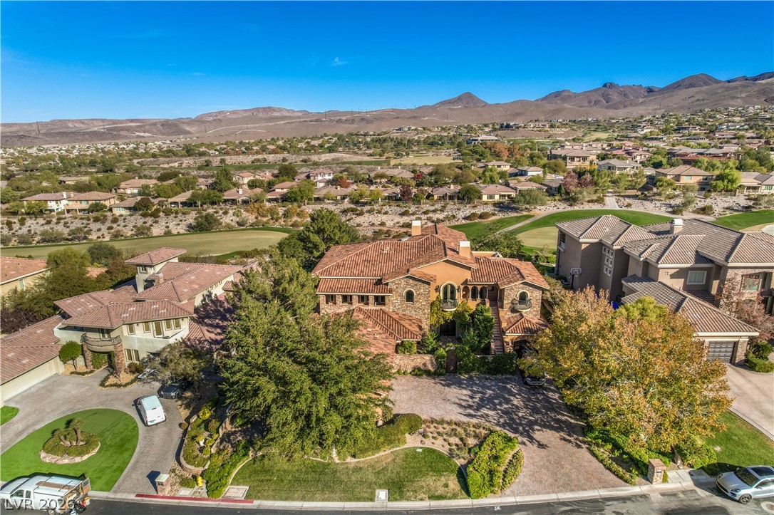 16 Anthem Pointe Court