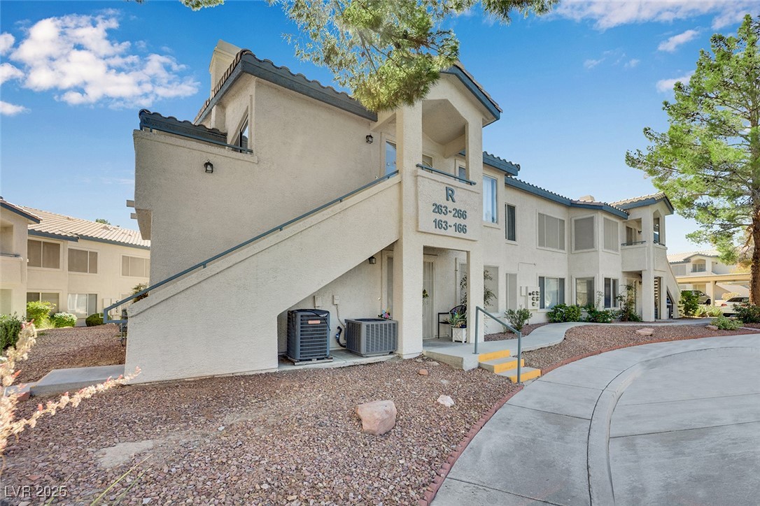 Properties 2 3425 E Russell Road 266