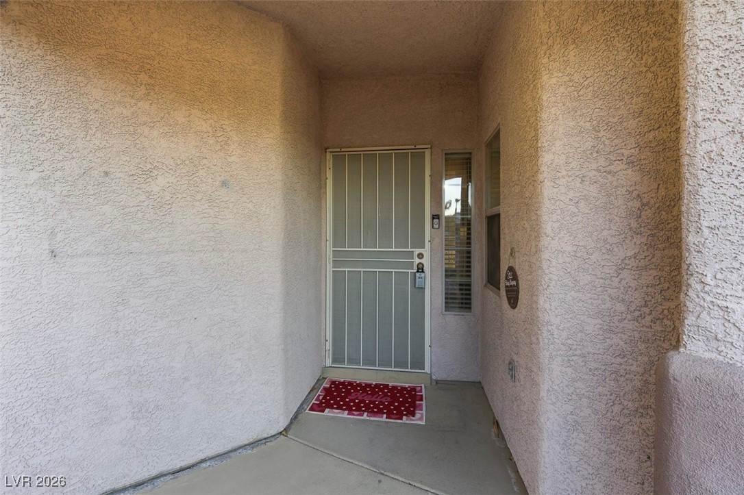 3502 Driving Range Street