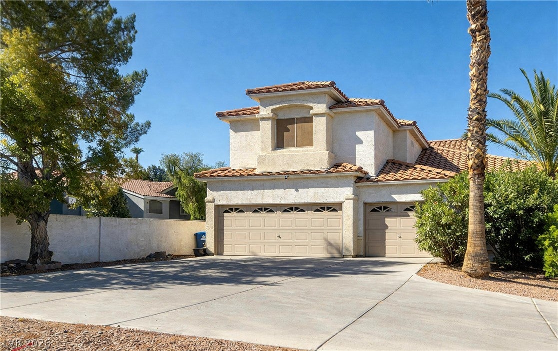 2225 Lipari Court