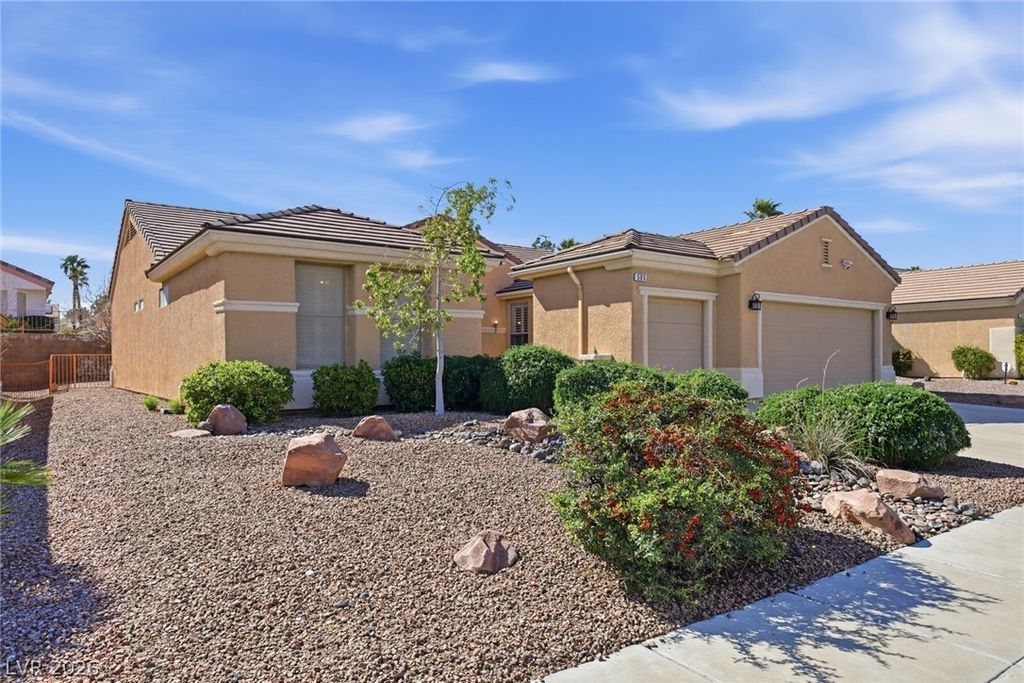 Photo of 505 Edgefield Ridge Place, Henderson, NV 89012 (MLS # 2761281)