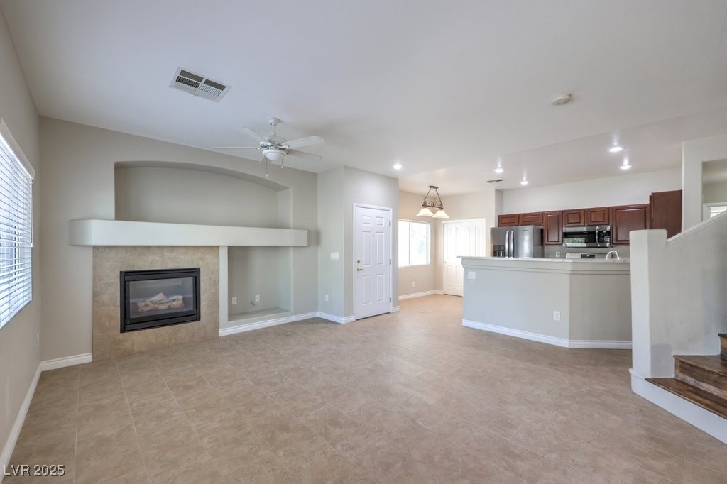 1554 Ward Frontier Lane, Henderson, Nevada image 9