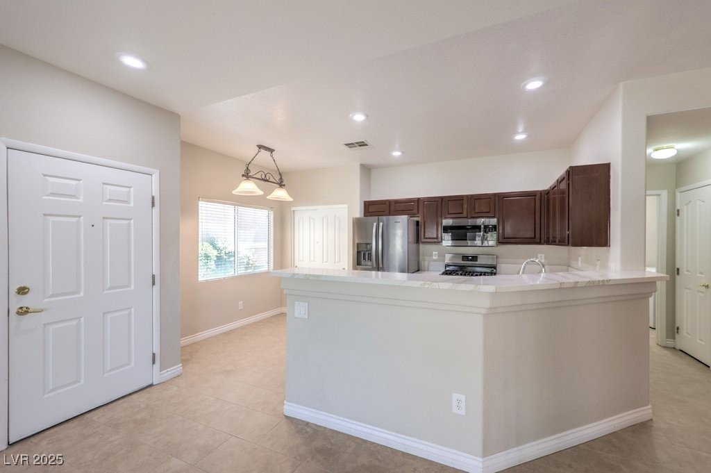 1554 Ward Frontier Lane, Henderson, Nevada image 7