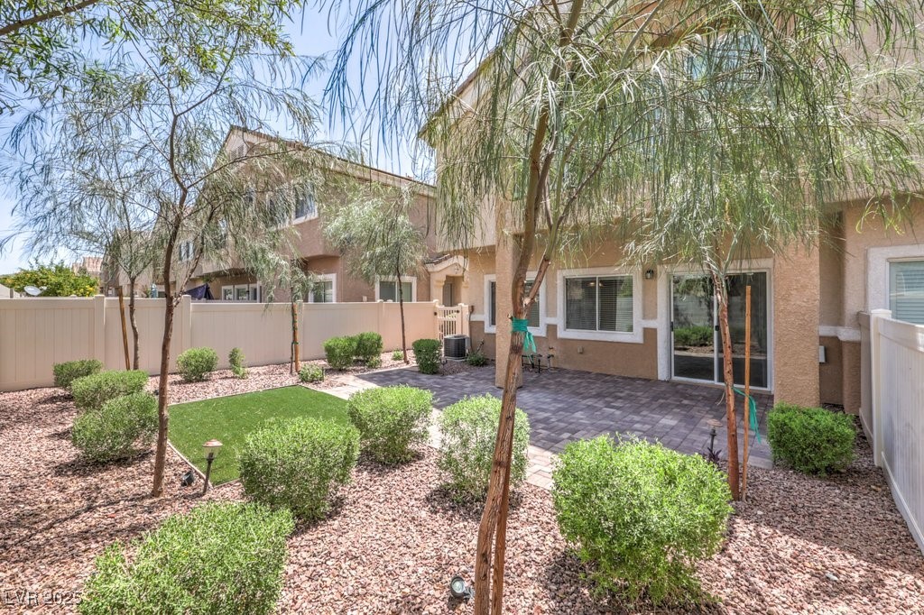 1554 Ward Frontier Lane, Henderson, Nevada image 29