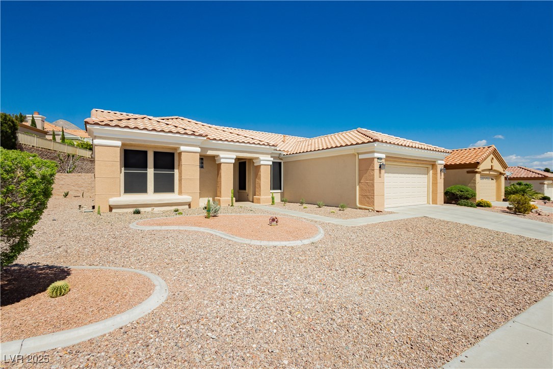2205 Beacon Ridge Drive, Las Vegas, Nevada image 2