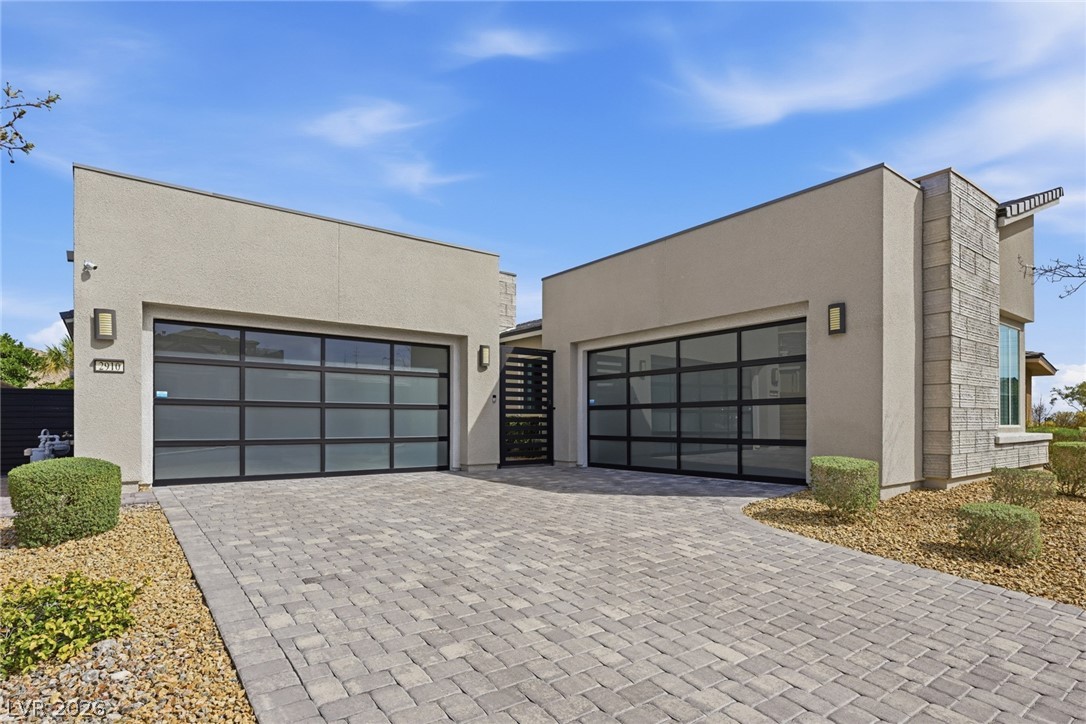 2910 Raywood Ash Drive