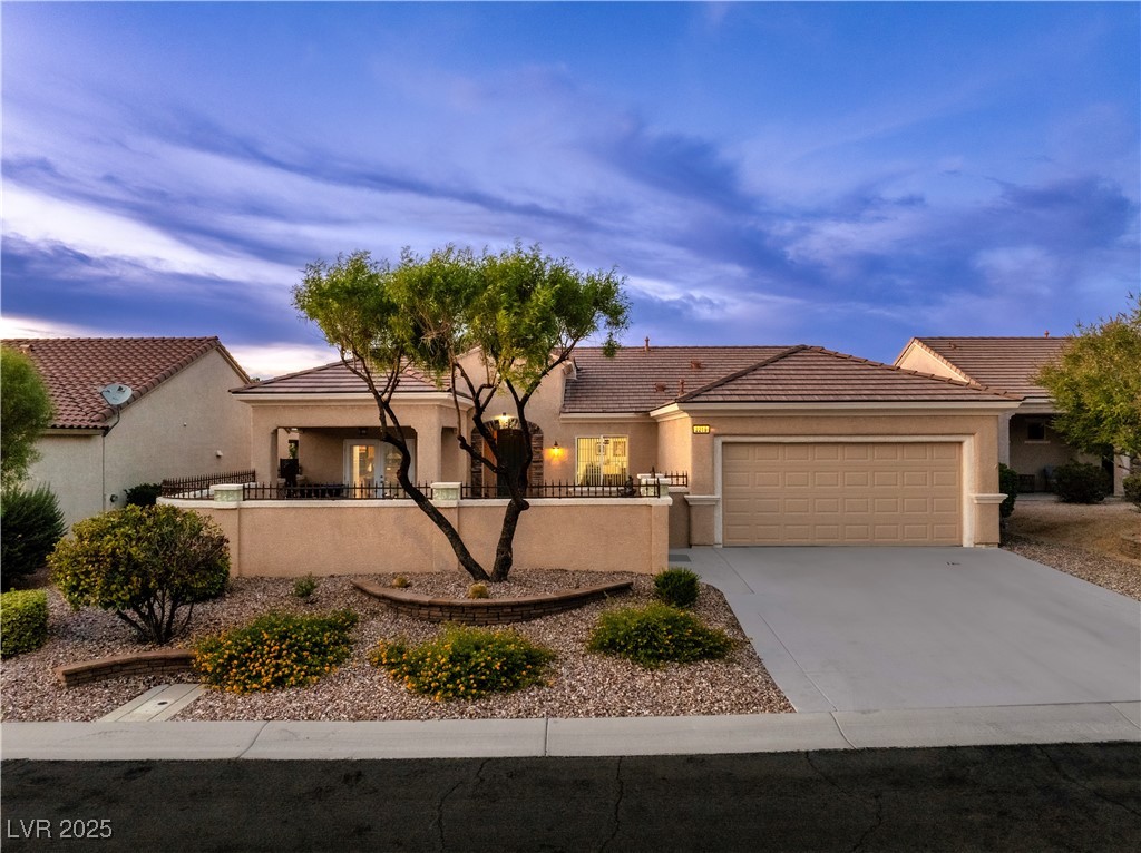 2219 Sawtooth Mountain Drive, Henderson, Nevada image 38