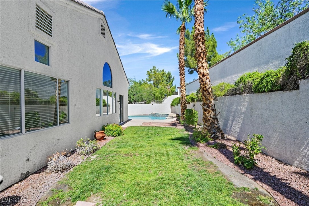 Henderson, Nevada 89012, United States, 4 Bedrooms Bedrooms, ,3 BathroomsBathrooms,Residential,Active,166432