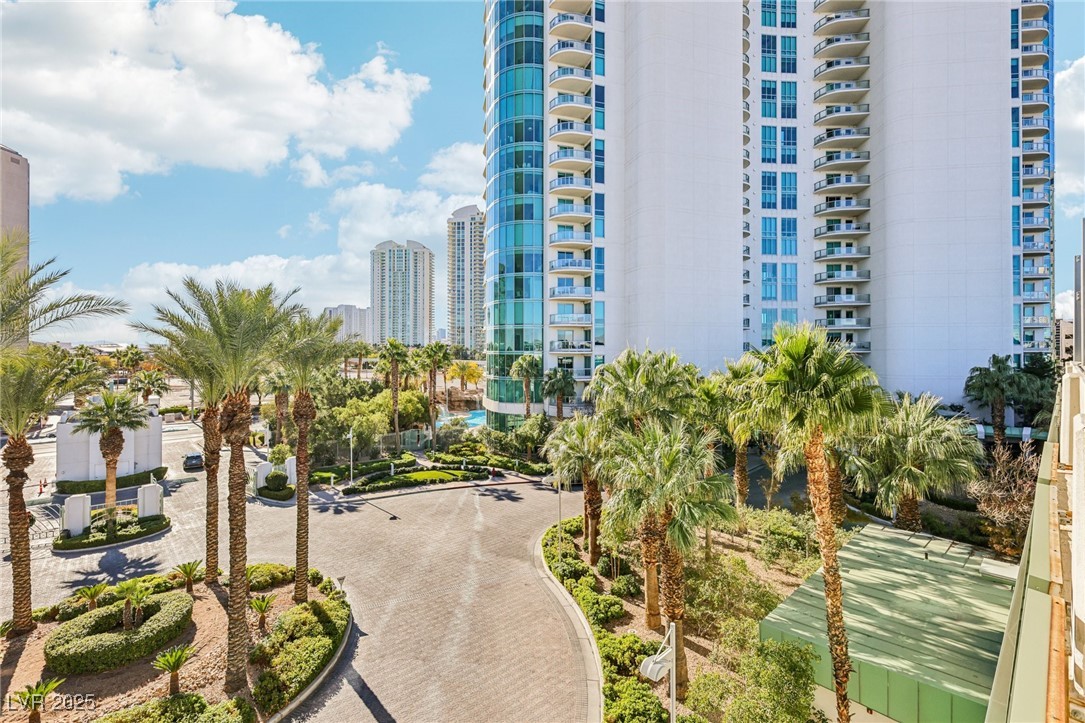 222 Karen Avenue 2608