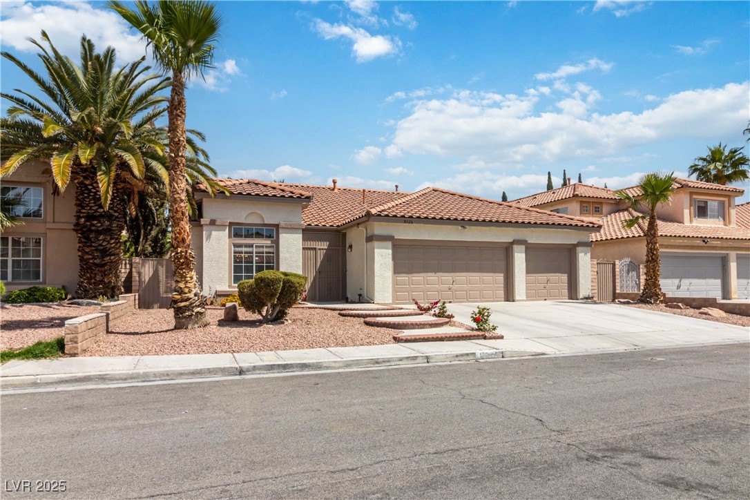 8326 Mount Nido Drive, Las Vegas, Nevada image 7