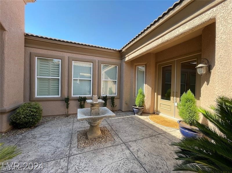 4565 Riva De Romanza Street