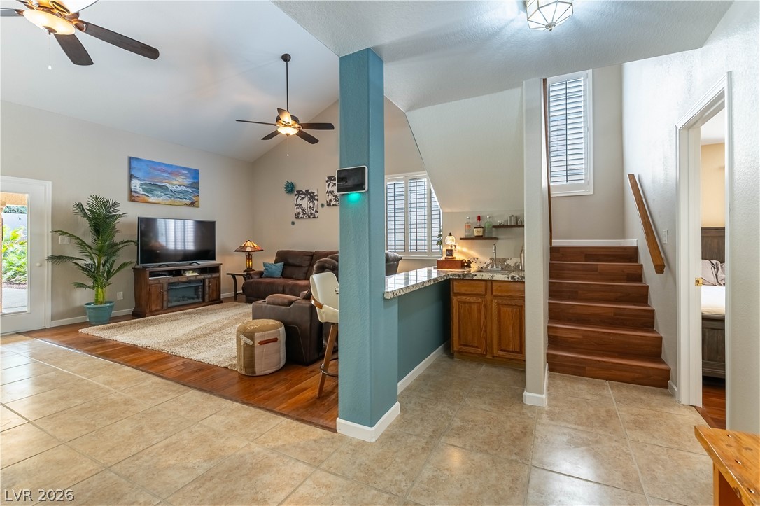 2813 High View Drive