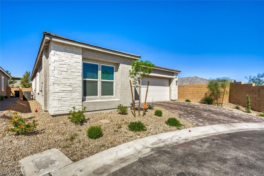 10205 Tumbaga Street