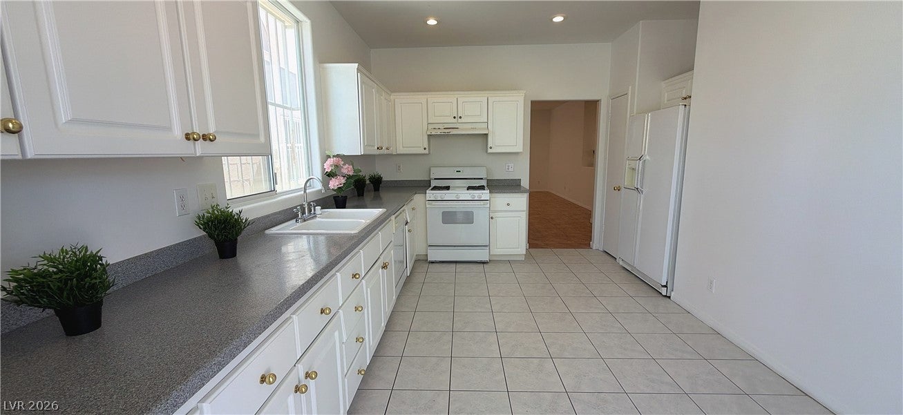 9612 Rainfall Avenue
