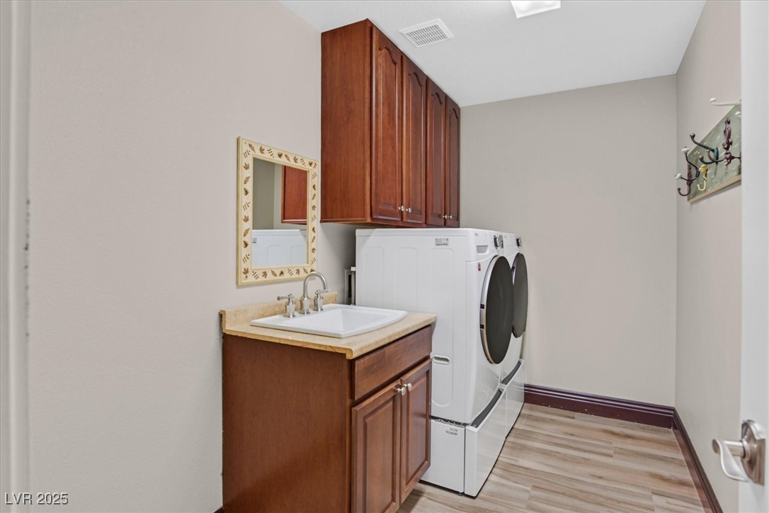 2555 Antique Blossom Avenue, Henderson, Nevada image 42