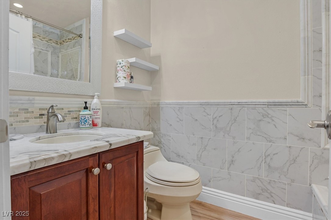 2555 Antique Blossom Avenue, Henderson, Nevada image 24
