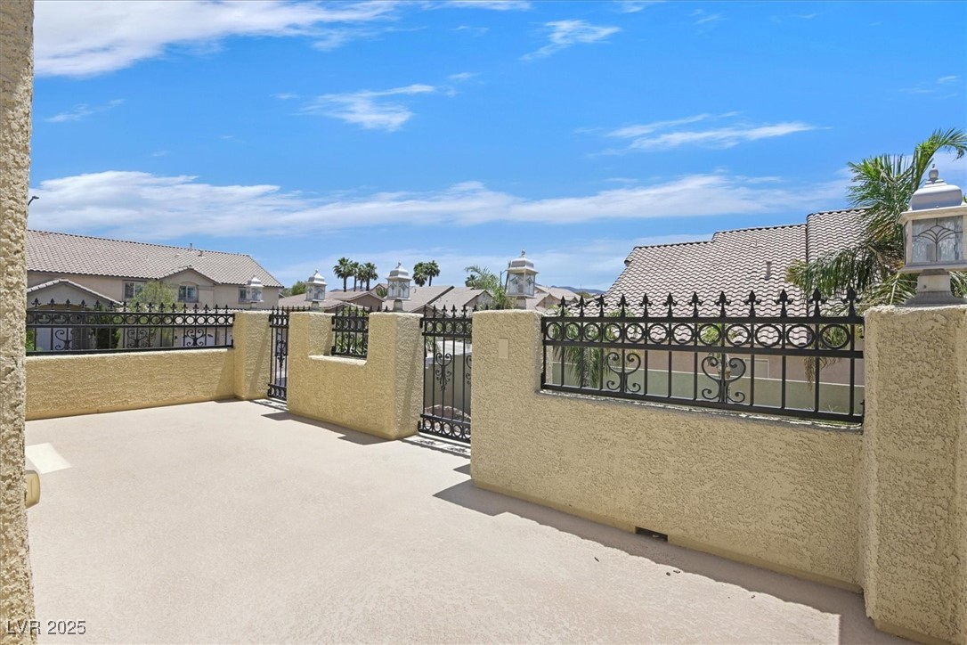 2555 Antique Blossom Avenue, Henderson, Nevada image 31
