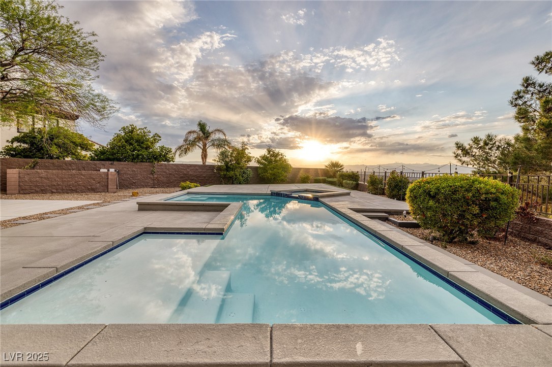 2900 Valvent Court