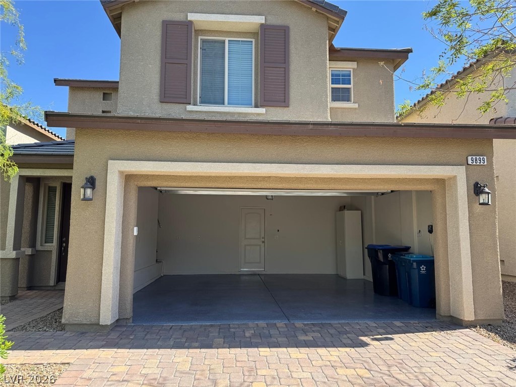 9899 Vista Meadows Avenue