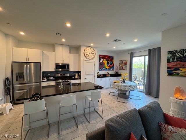 3194 Lumassina Way