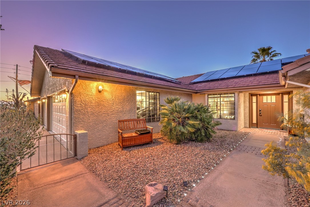 120 E Rochell Drive