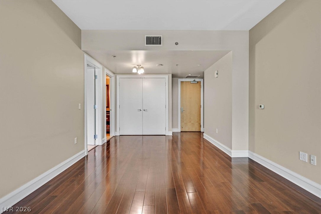 2700 Las Vegas Boulevard 707