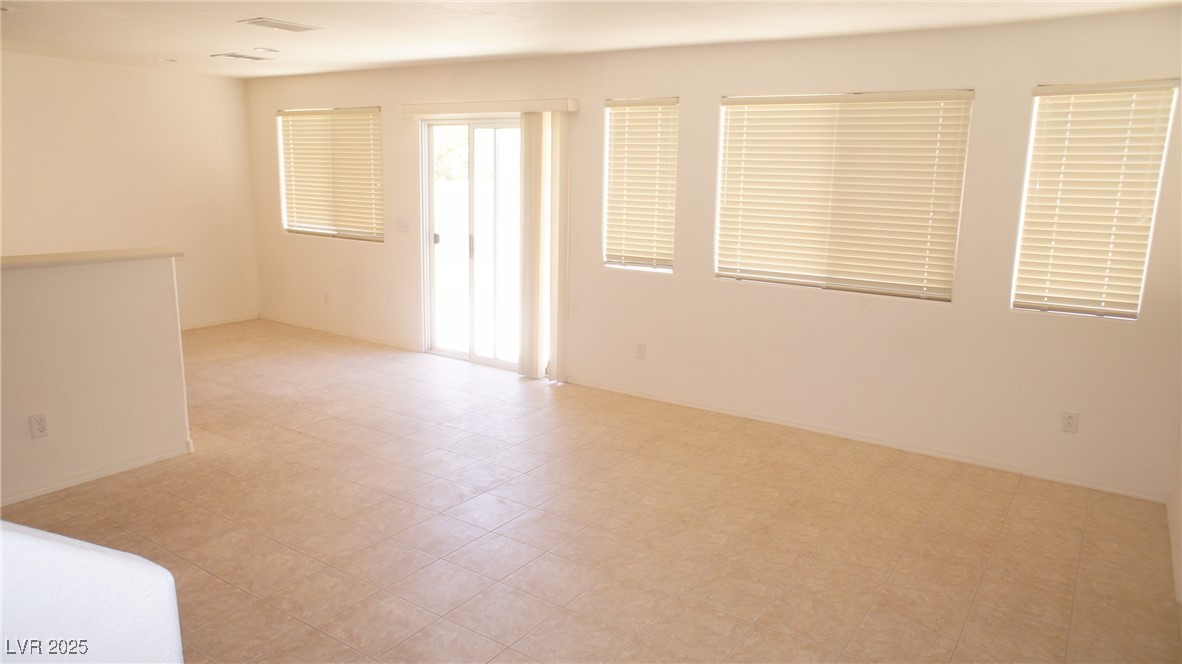 989 Coronado Peak Avenue