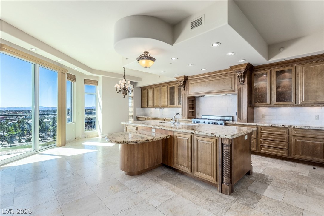 9103 ALTA Drive 703
