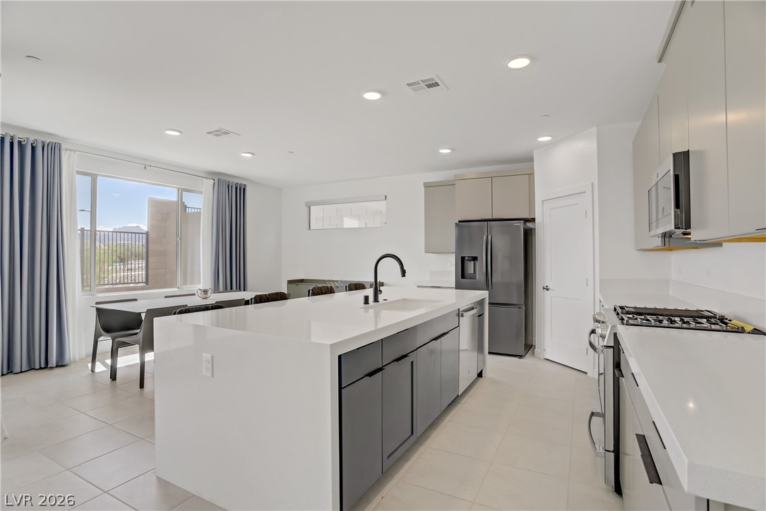 12123 Glentana View Street