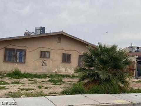 728 N 11th Street Las Vegas NV 89101