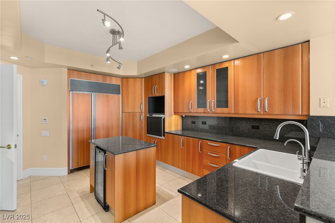 Las Vegas, Nevada 89109, United States, 3 Bedrooms Bedrooms, ,3 BathroomsBathrooms,Residential,Active,80906