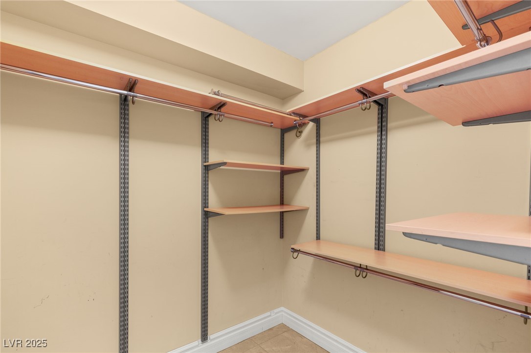 Las Vegas, Nevada 89109, United States, 3 Bedrooms Bedrooms, ,3 BathroomsBathrooms,Residential,Active,80906