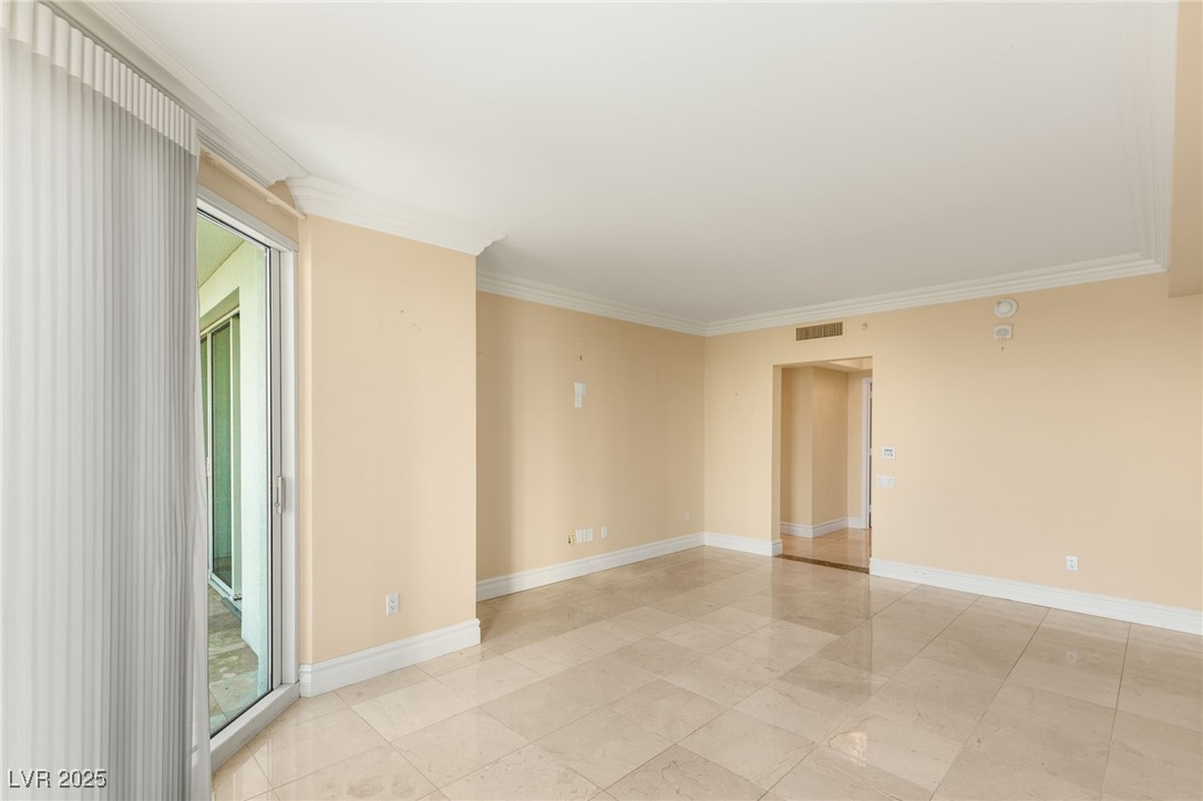 Las Vegas, Nevada 89109, United States, 3 Bedrooms Bedrooms, ,3 BathroomsBathrooms,Residential,Active,80906