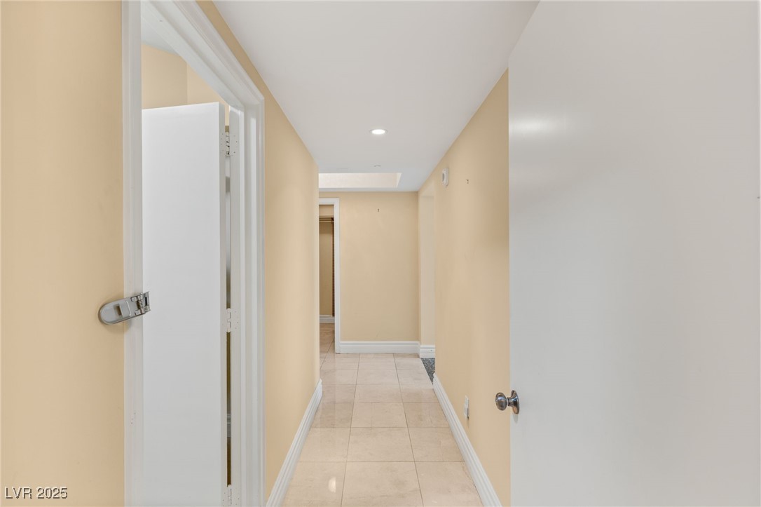 Las Vegas, Nevada 89109, United States, 3 Bedrooms Bedrooms, ,3 BathroomsBathrooms,Residential,Active,80906