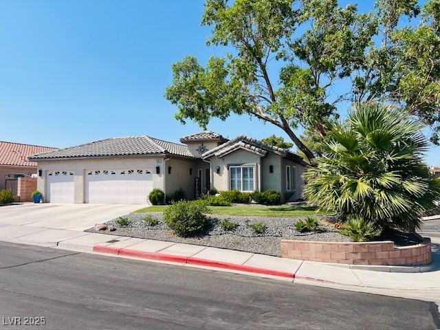 1095 Endora Way