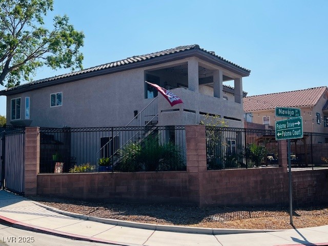1095 Endora Way