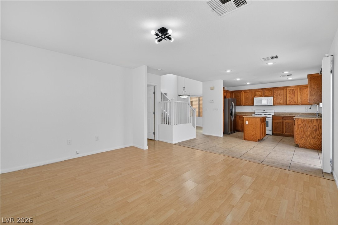 5629 Vassar Meadow Street