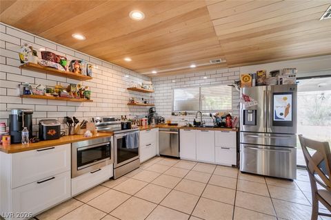 1709 Shadow Mountain Place Las Vegas NV 89108